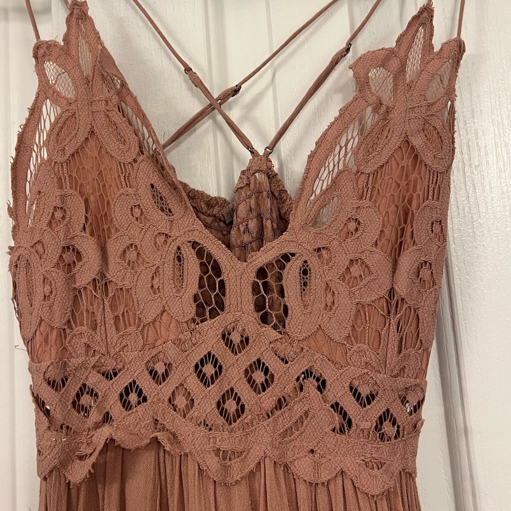 FREE PEOPLE Lace dress